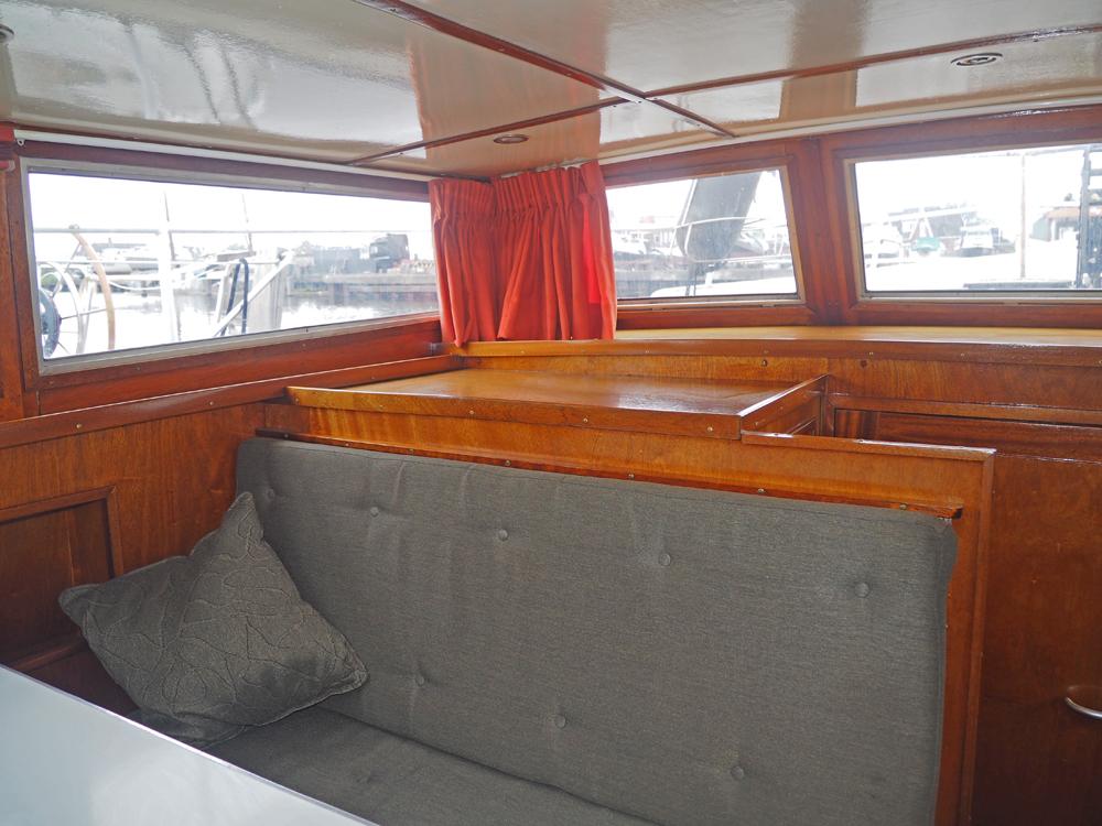 Cabin en avant, H&eacute;bergements